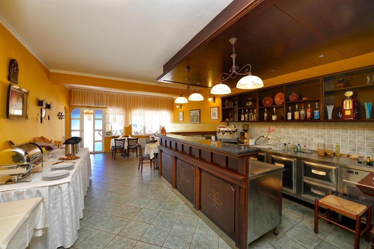 Bed And Breakfast Julia Seget  Exterior photo