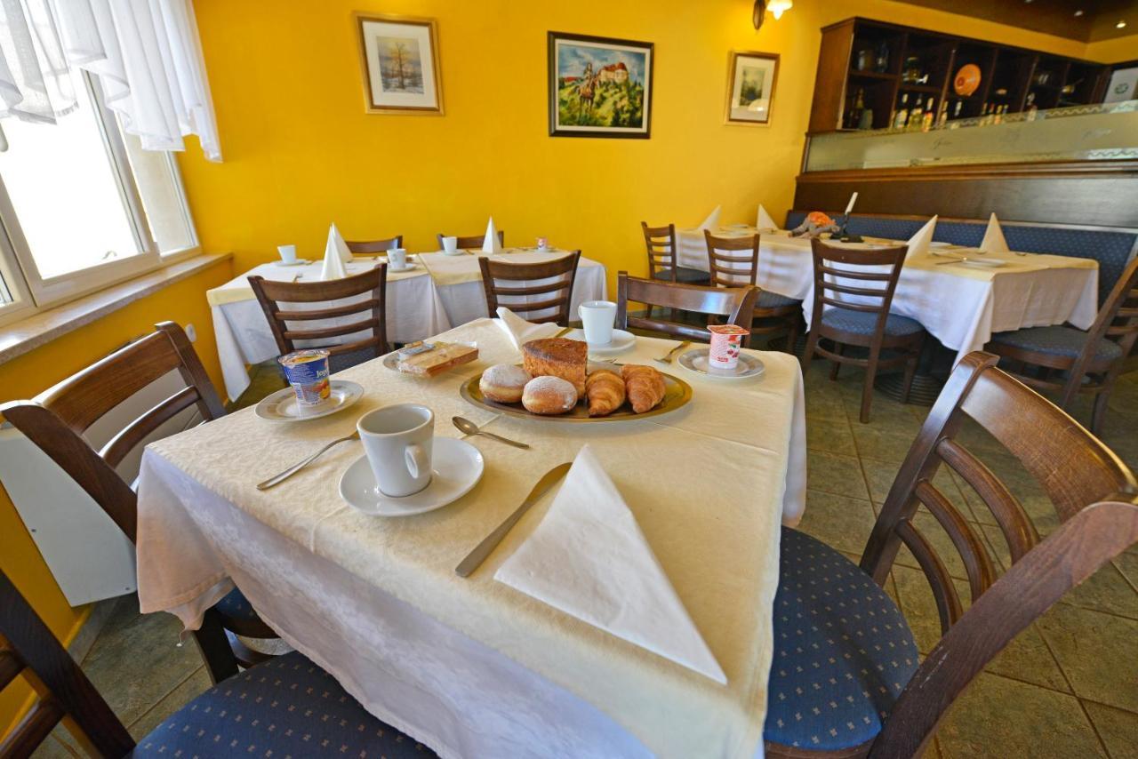 Bed And Breakfast Julia Seget  Exterior photo